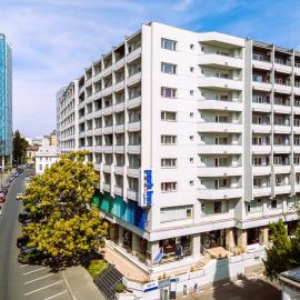 Park Inn by Radisson Bucharest Hotel & Residence, хотел в Букурещ