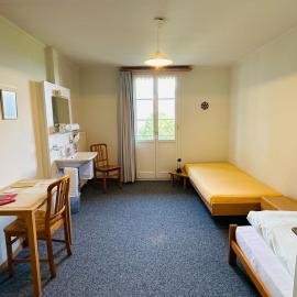 zentrumRANFT Zimmer mit Etagenbad und Etagentoilette, hotel en Flüeli