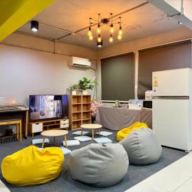 Sukhum Huai Khwang Guest House, hotel in Bangkok