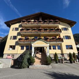 Piccolohotel Tempele Residence, hotel in San Candido