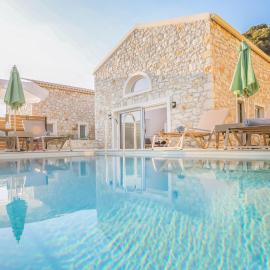 D & G Private Villas