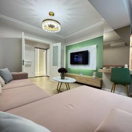 Glam Apartments Airport and Center Area Luxury Edition - Parking Option, hotel v destinaci Iaşi