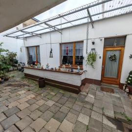 Gemütlicher ruhiger Bungalow auf der Frechener Fußgänger Zone, hotel sa Frechen