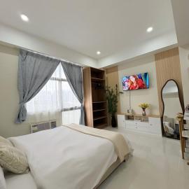 Chic Condo with Gym and Pool Access, hotel em Mactan