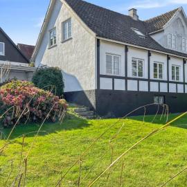 Holiday Home Sjard - 300m from the sea by Interhome – hotel w mieście Allinge