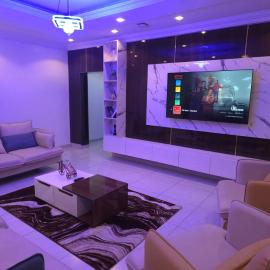 7th Rest Luxury Apartments, hotel u gradu Alimosho