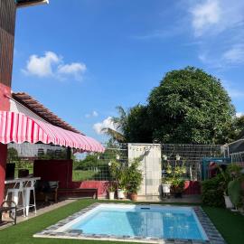 Homestay Kasih Alza Private Swimming Pool View Sawah Padi