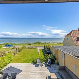 Holiday Home Ilze - 20m from the sea by Interhome: Bandholm şehrinde bir otel