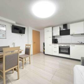 STB115 praktische Monteurwohnung