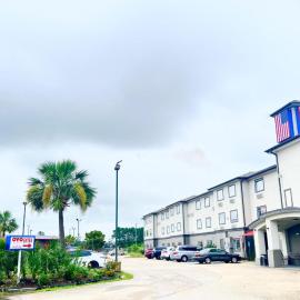 설파에 위치한 호텔 Oyo Townhouse Sulphur,LA Extended Stay I-10