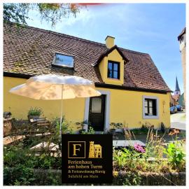 Ferienhaus am hohen Turm in Sulzfeld am Main, Parkplatz, Terrasse, Kaffee, Playstation, WLAN