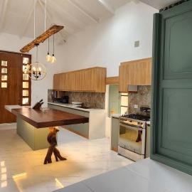 Cozy rural house with WiFi and garden in Pujilí, hotel in Pujilí