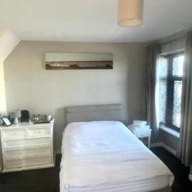 The Dublin Packet Family Room Number 9, hotel u gradu 'Holyhead'