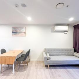 Stylish 2BR City Retreat with Cityscape Views, Pool & Gym V74