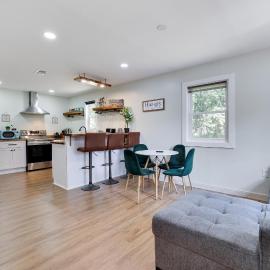 Cozy 2 Bedroom apartment in Tannersville, minutes from Camelback Mountain