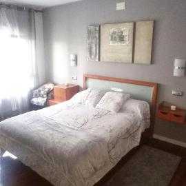 Habitación privada Jardín, hotel in Tafalla