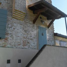 Large apartment in a stone farmhouse