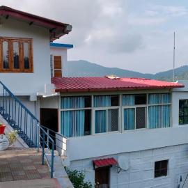 Lohaghat View Homestay – hotel w mieście Lohaghāt