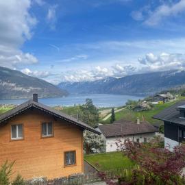 Dream vacation spiez with view, hotel u gradu Špic