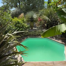 Gîte la Charentaise, hótel í Fontenille-Saint-Martin-d'Entraigues