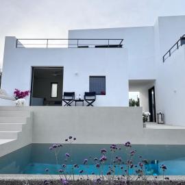 폴로니아에 위치한 호텔 Zelos GuestHouse Milos