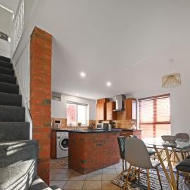 4Bed House MK