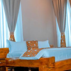 Meridian Residence Tema โรงแรมในทีมา