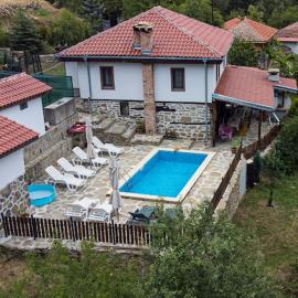 Къща за гости Ножери, hotel di Tryavna