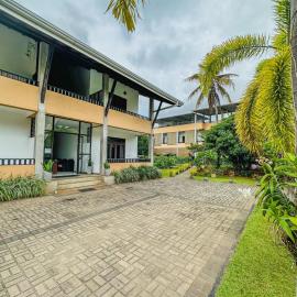 Sunrise Palace Negombo