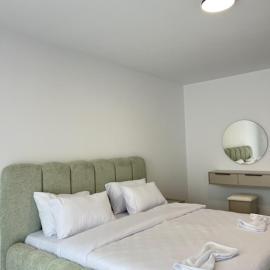 BT Apartments, hotel in Zajmovo