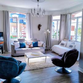 Emplacement exceptionnel Appartement très lumineux au cœur de Cabourg