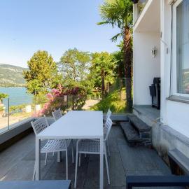 Kümin Lake View by Quokka 360 - Apartment with Direct Lake Access, hotel in Collina d'Oro