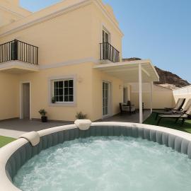 Villa RIHIVELI, hotel en Mogán
