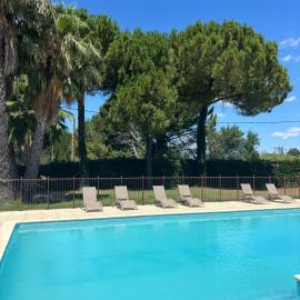 Les Mimosas, hotel en Lunel