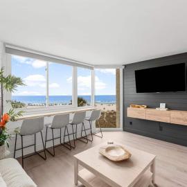 Renovated Beach Front Ocean View Condo TOG 321