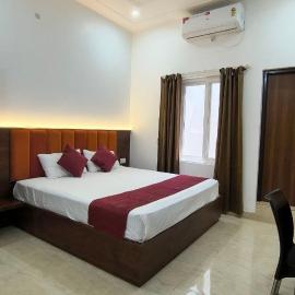 Aarambh Home Stay, hotel u gradu Ayodhya
