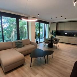 Fenyvesliget Apartmanok V