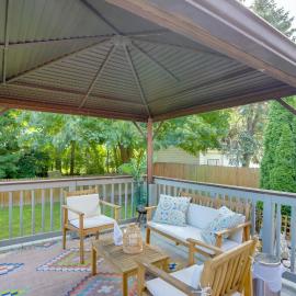Steps to Lake Erie! Cedar Point Home Base w/ Deck