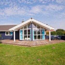 Spacious Holiday home in Friedrichkoog