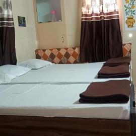 ADwarkesh femily homestay