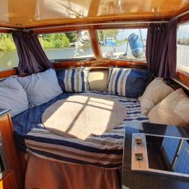Unieke overnachting op een boot in Giethoorn, hotel a Giethoorn