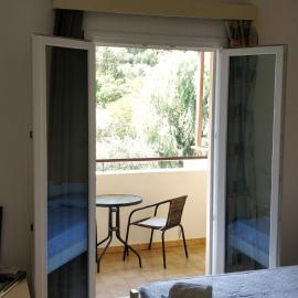 Thaleia Studios & Apartments