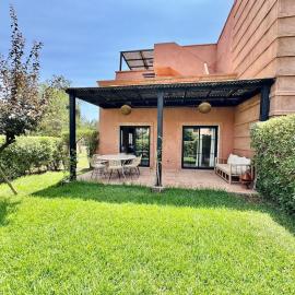 Private Garden Villa - Rooftop, BBQ, Pools and Views