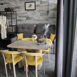 Mirodil House