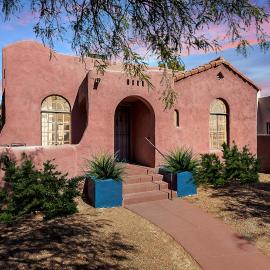 Mesquite Manor - Historic 3BD 2BA Tucson Bungalow, Steps to UofA