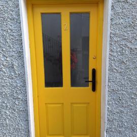 The Yellow Door, viešbutis mieste Biras