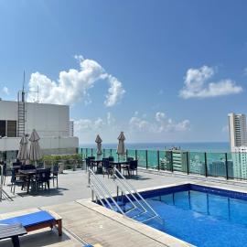 Flat completo em Boa Viagem - Piscina, Academia, Roftop e Wi-Fi Rápido