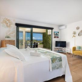 Ava Lodge - Studio dans résidence avec piscine, hotel in Punaauia