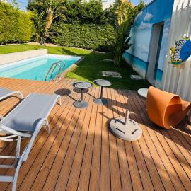 Luxury House on the Cliff, hotel in Trafaria