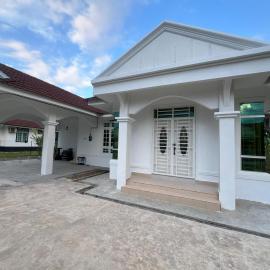 Casa De Harmoni, hotel in Pasir Puteh